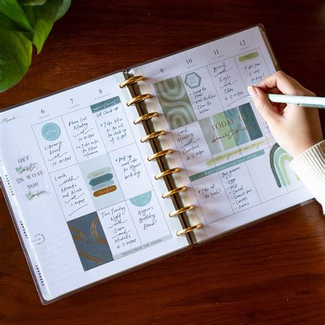 Notebooks, Journals & Calendars .